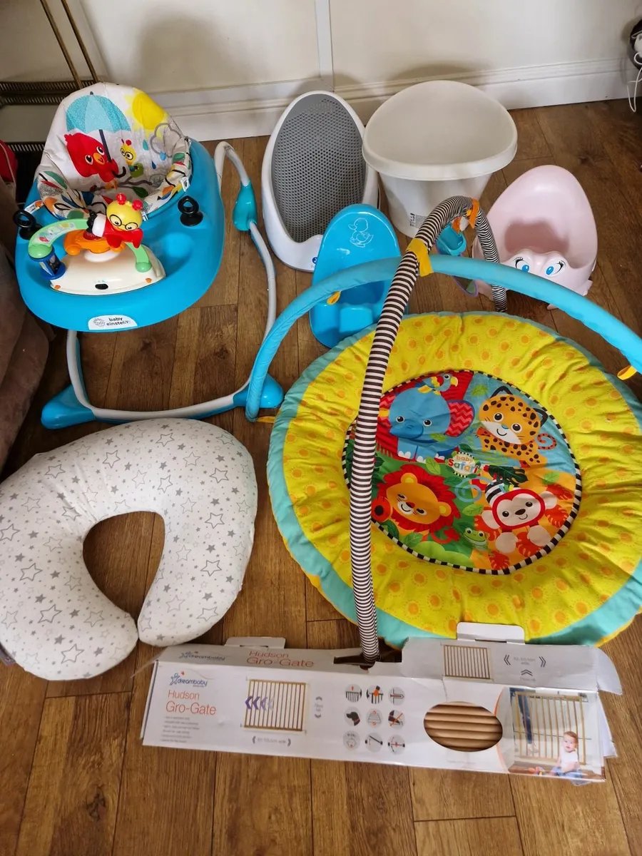 Baby equipment - baby bundle - Image 1