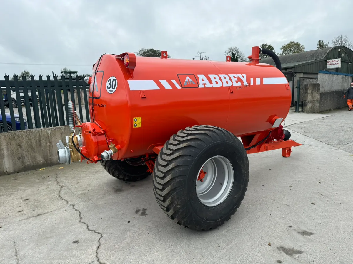 *** ABBEY 1100 Gallon *** - Image 3