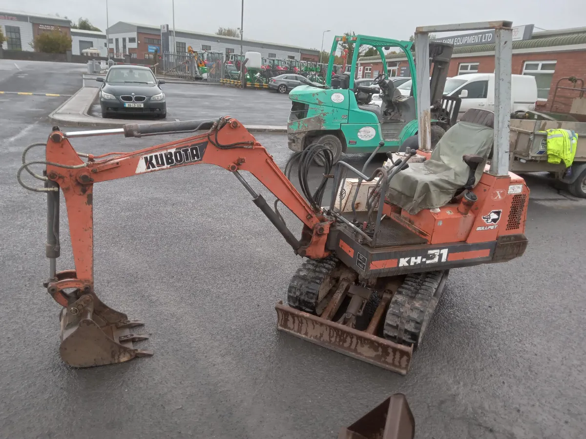 Kubota KH 31 Digger - Image 1