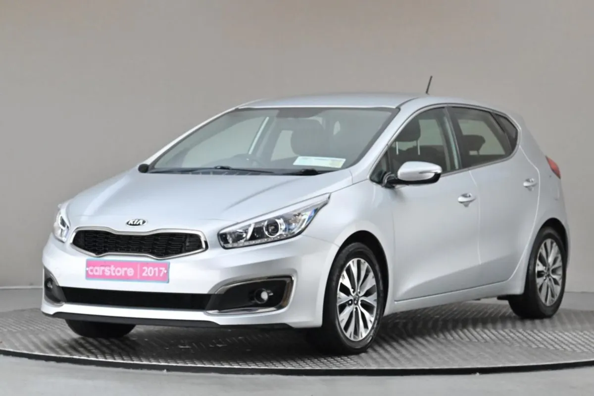 Kia Ceed 1.6 EX Diesel 6spd Pro-ceed  rear Park S - Image 3