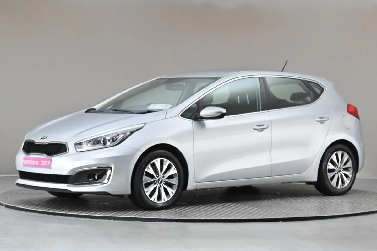 Kia Ceed 1.6 EX Diesel 6spd Pro-ceed  rear Park S - Image 4