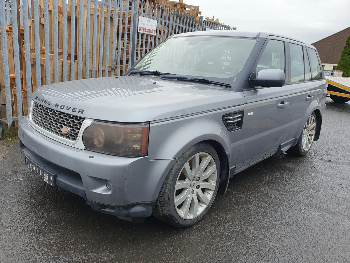 12 LAND ROVER SPORT  3.0 D AUTO FOR BREAKING - Image 2
