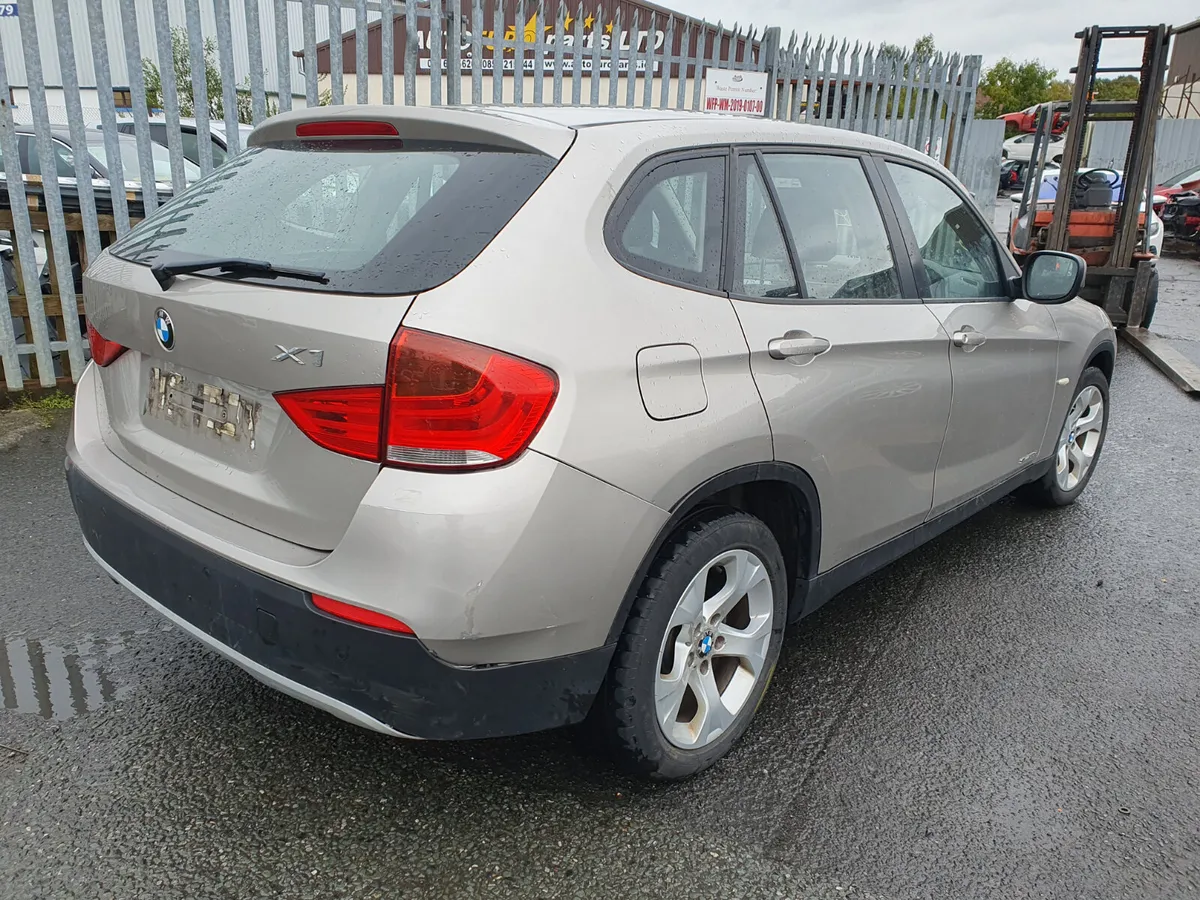 10 BMW X1  2.0 D AUTO (N47D20C) FOR BREAKING - Image 4