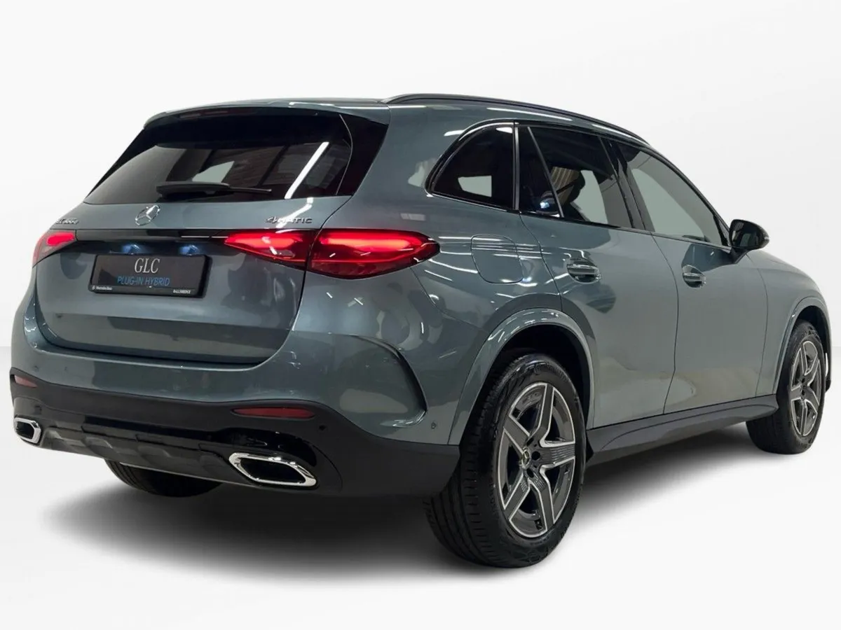 Mercedes-Benz GLC GLC 300 e 4 Matic Phev Panorami - Image 3