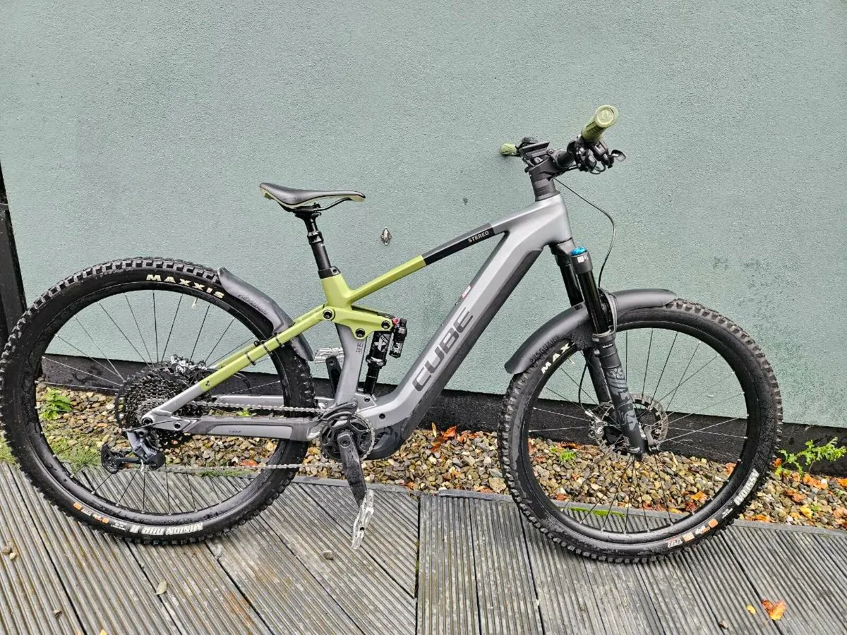 Electric Mountain Bike  -Cube Stereo  140 HPC TM - Image 1