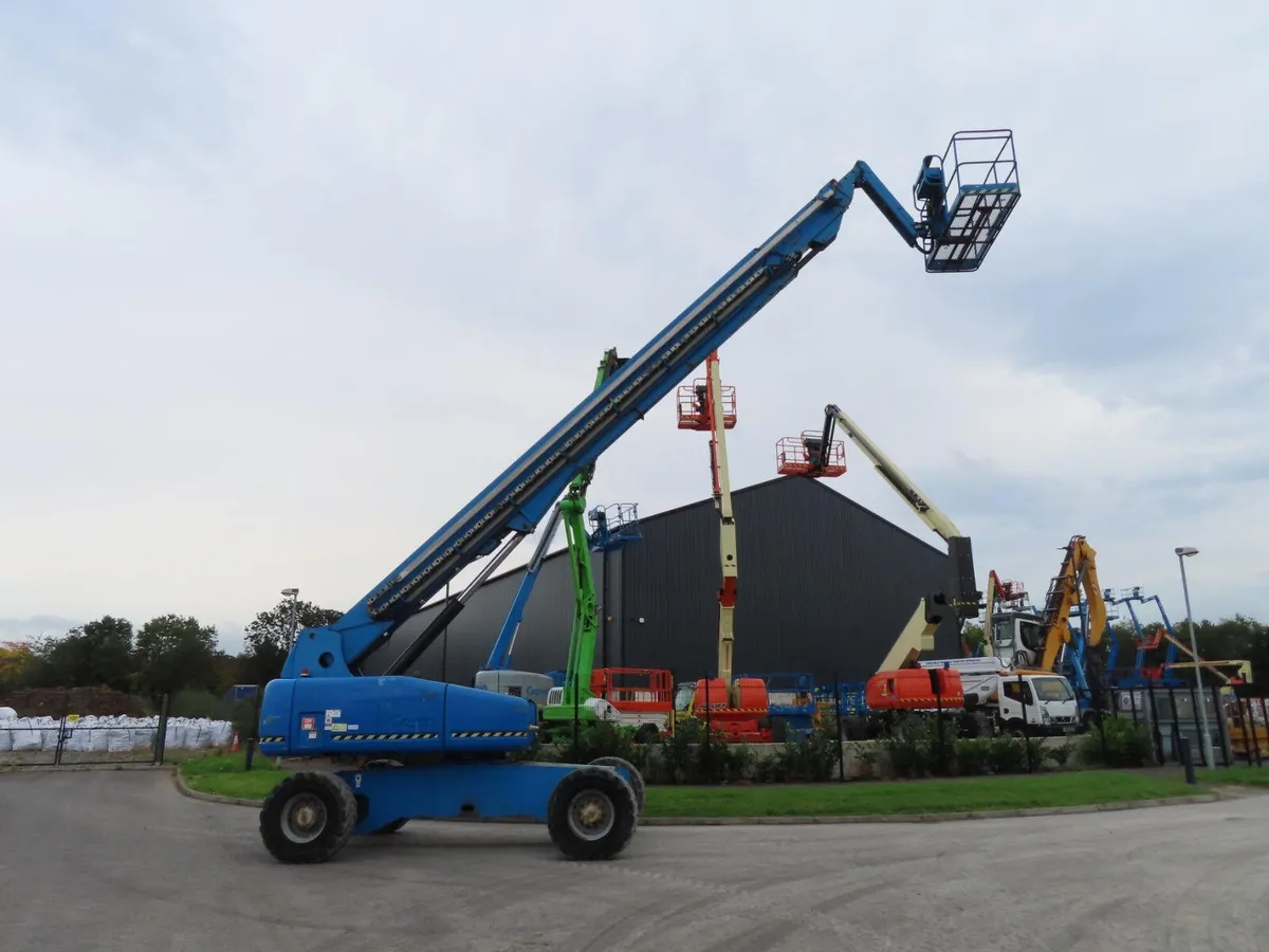Genie S125 Boom Lift Access Platform - Image 2