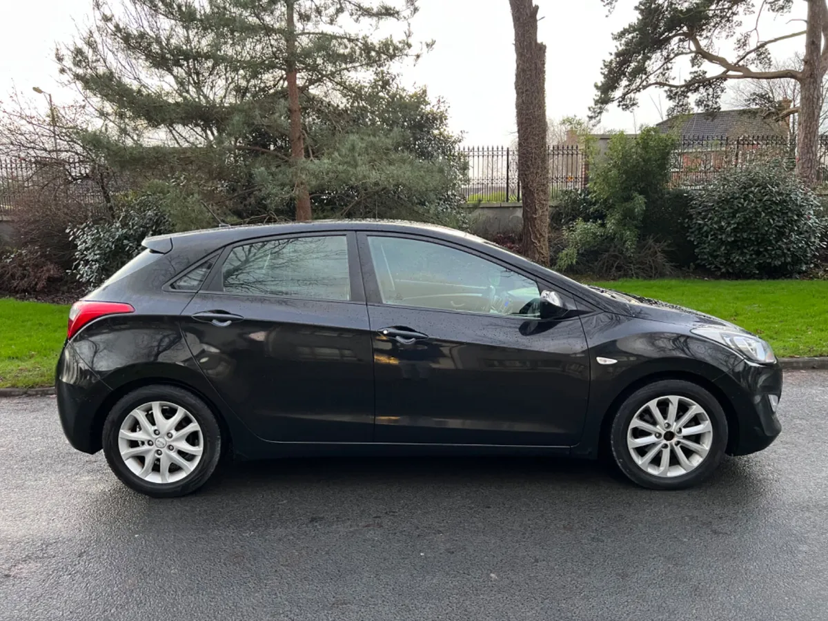 Hyundai i30 2012 1.6 Diesel Low mileage - Image 3