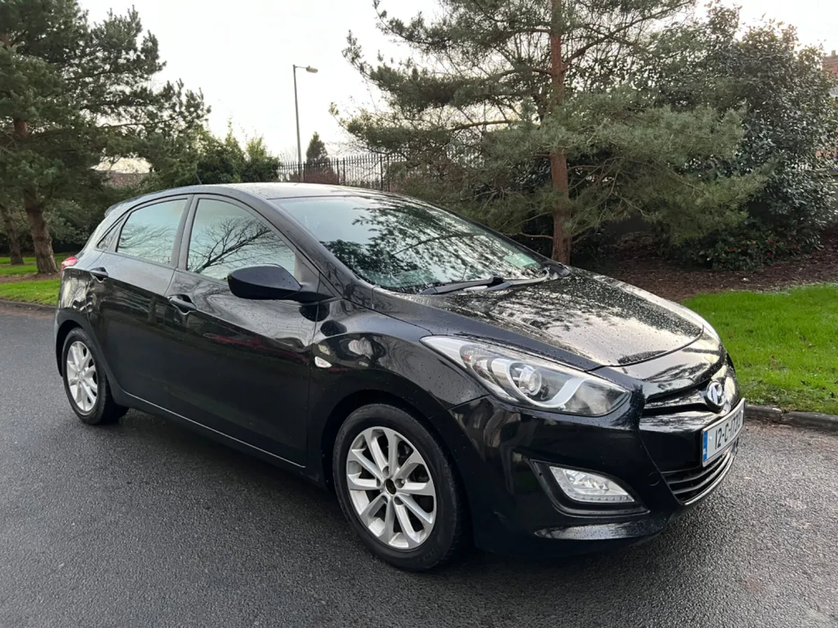 Hyundai i30 2012 1.6 Diesel Low mileage - Image 2