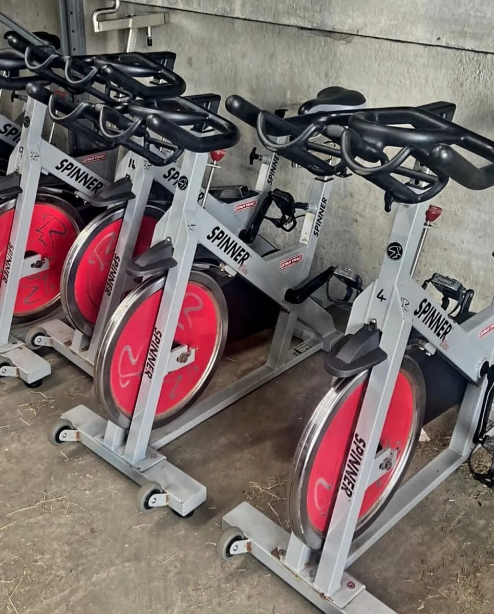 10 STAR TRAC SPIN BIKES TOP QUALITY - Image 1