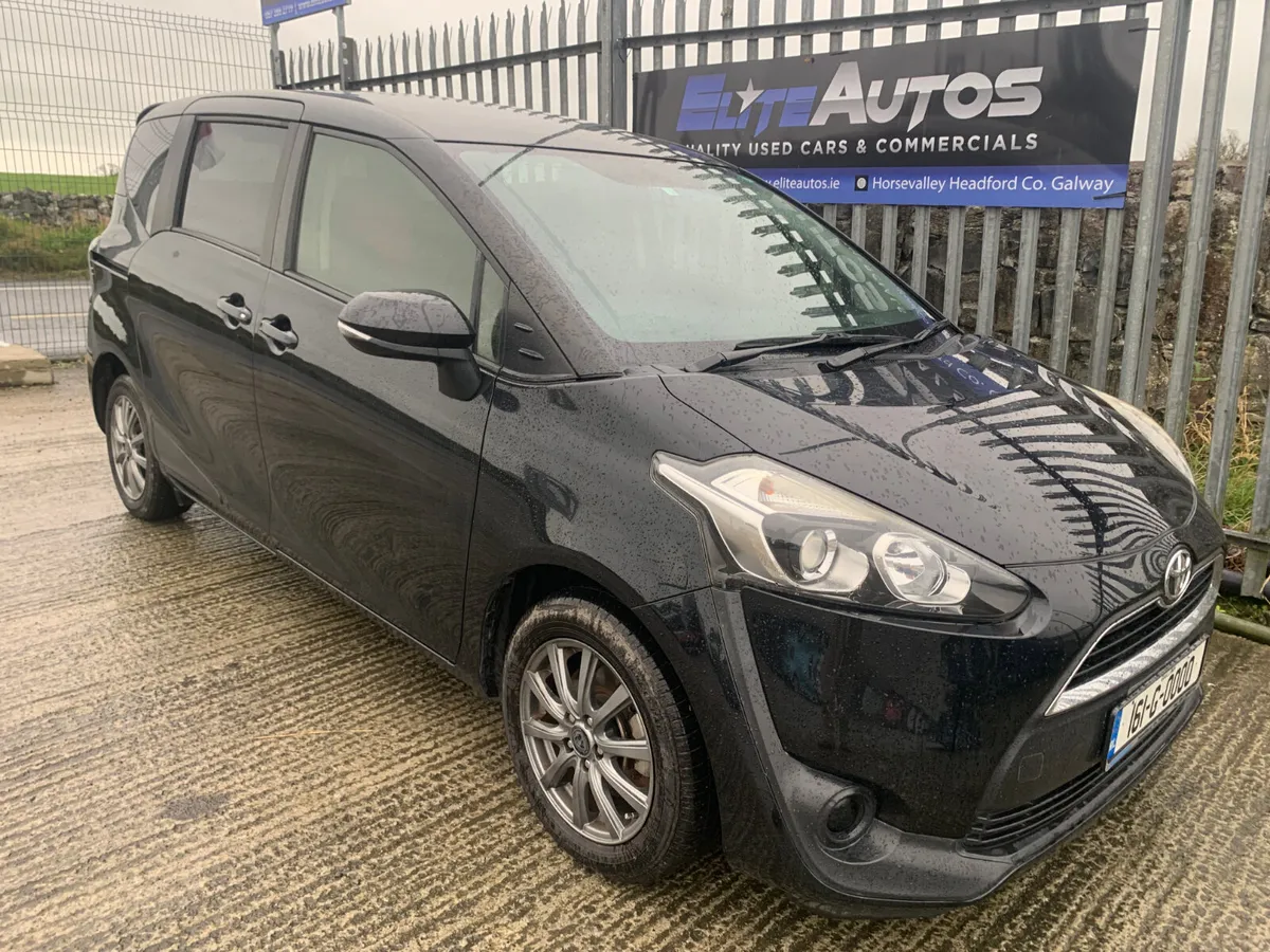 Toyota Sienta 7 Seater CVT Automatic 2016 - Image 2