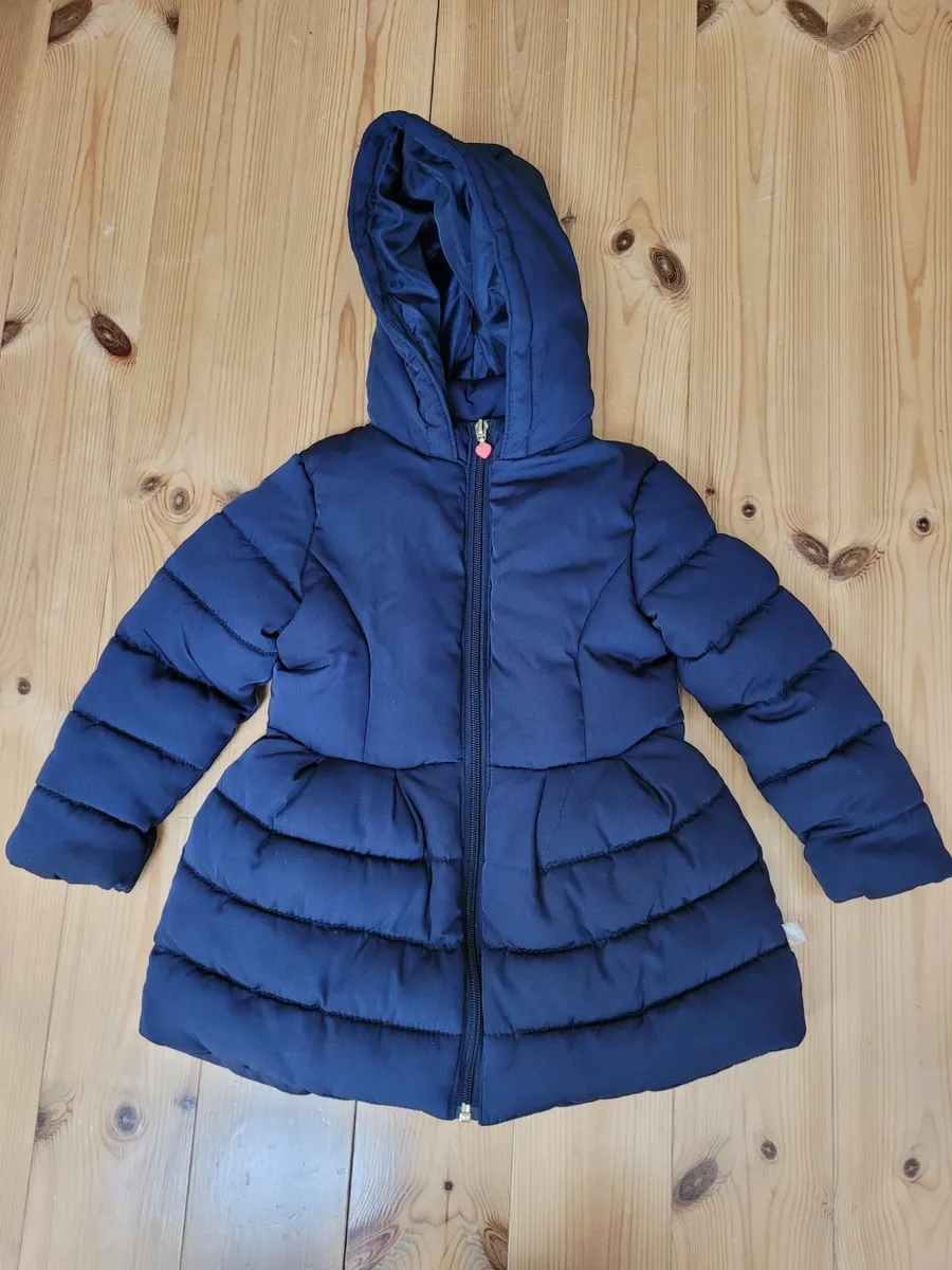 Girls Coat Age 3 - Image 1