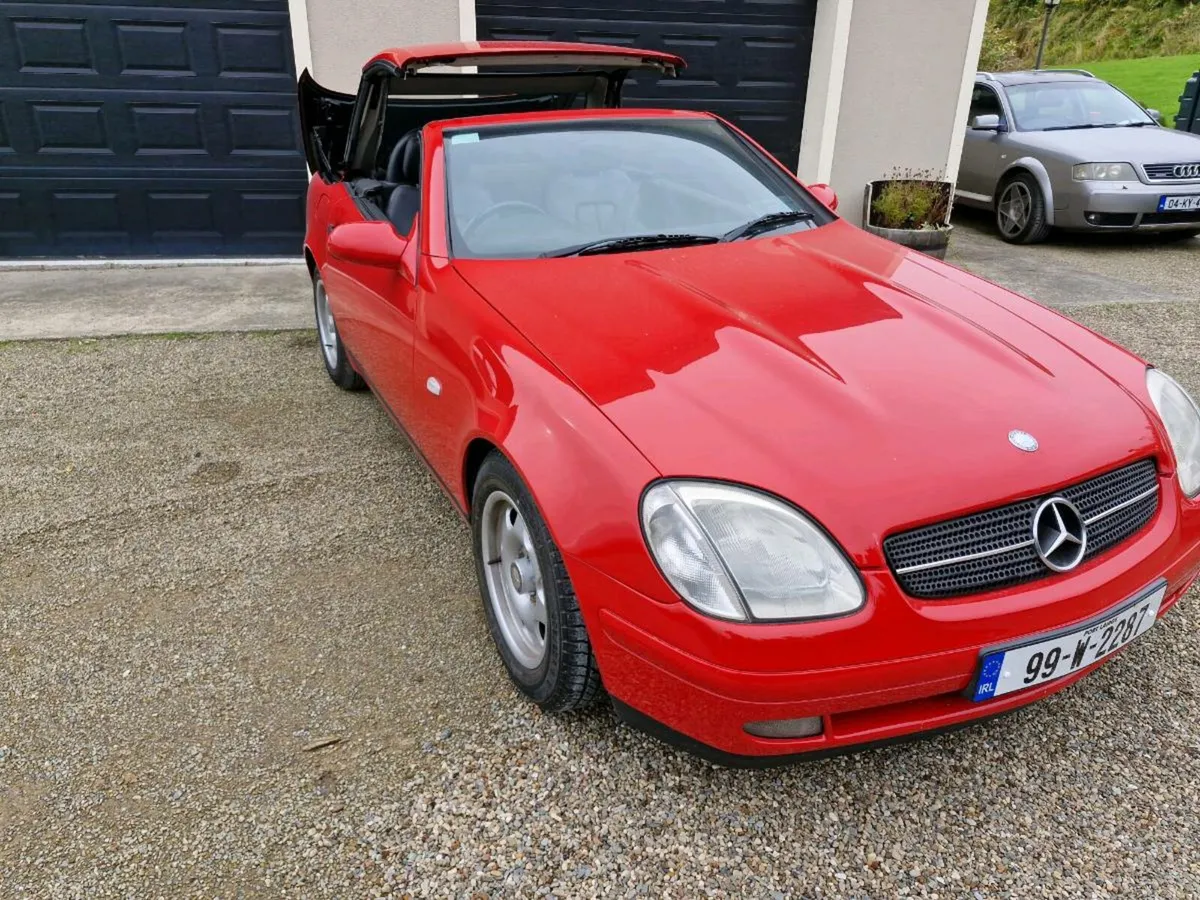 SLK Beautiful convertible auto. Swap for bigger. - Image 2
