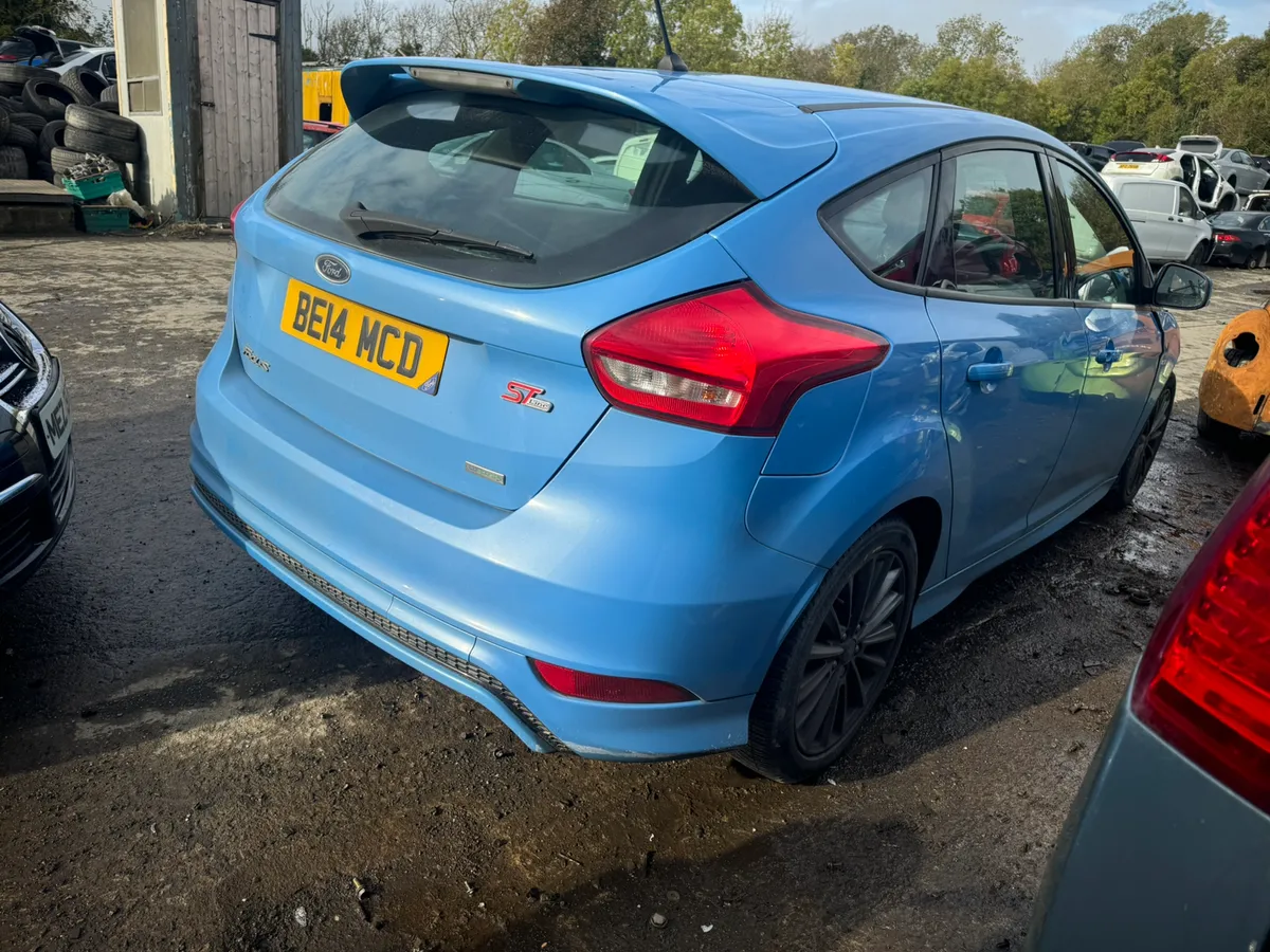 Breaking 2017 Ford focus st-line 1.0 eco boost - Image 4