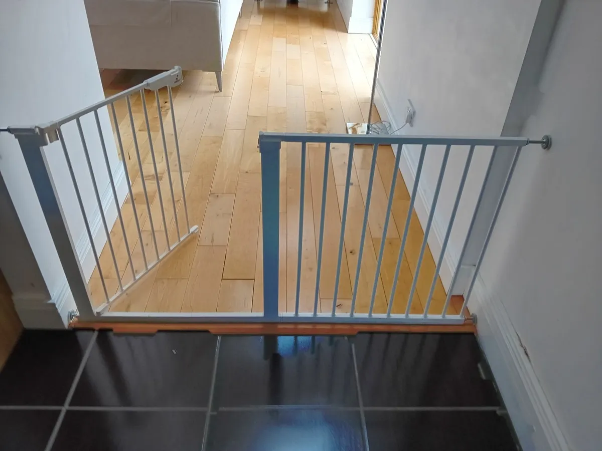 BabyDan  Extra Wide Pressure Fit Stair Gate - Image 1