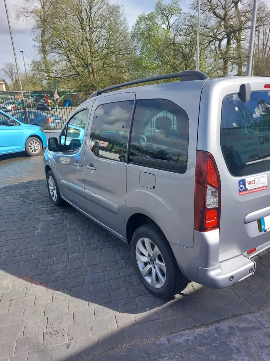 Wheelchair Car 2018 Citroen Berlingo Multispace - Image 3