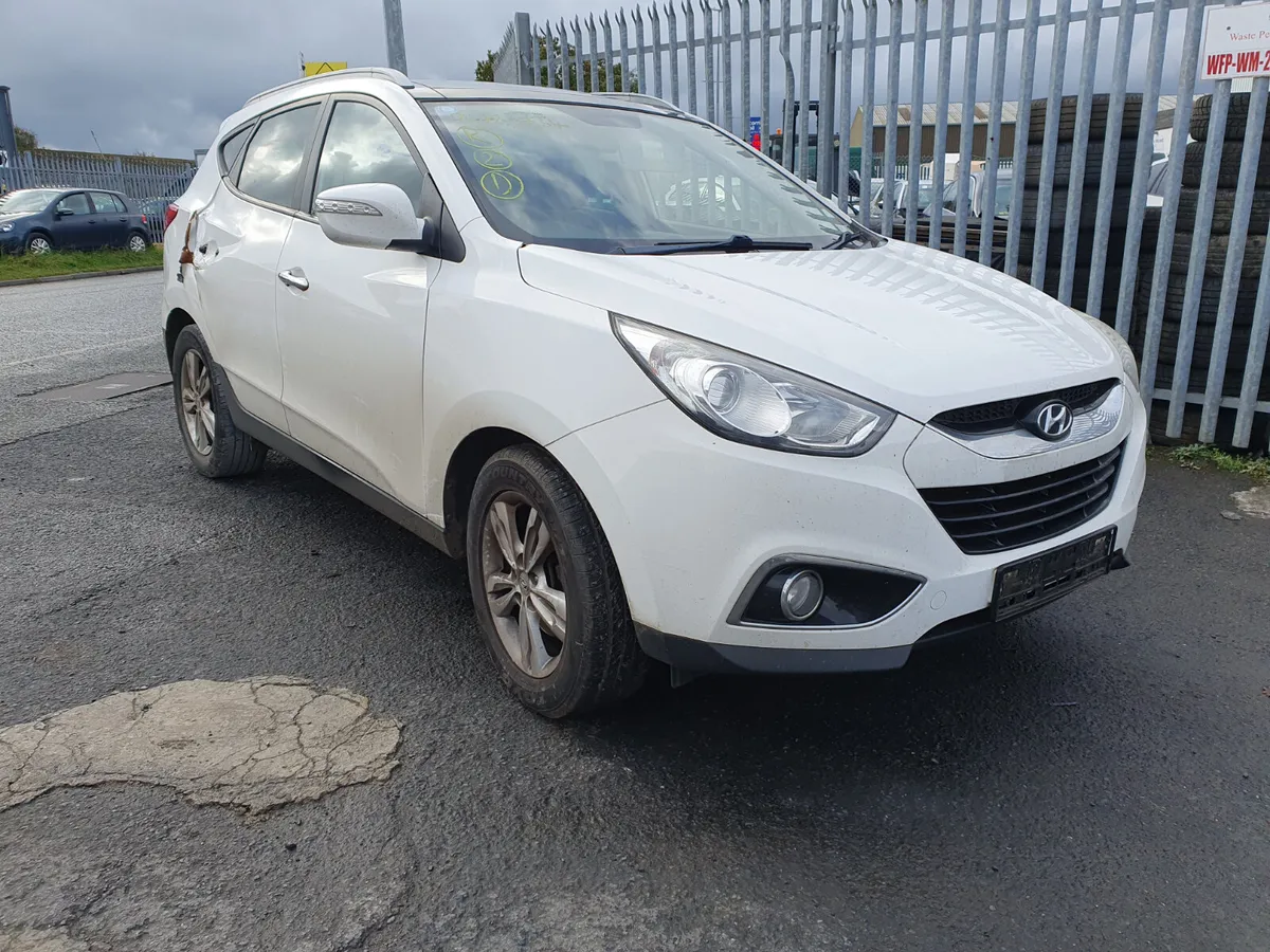13 HYUNDAI IX35  1.7 CRDI FOR BREAKING - Image 1