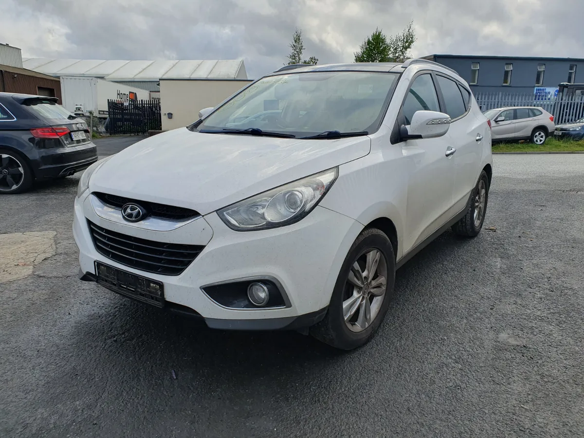 13 HYUNDAI IX35  1.7 CRDI FOR BREAKING - Image 2