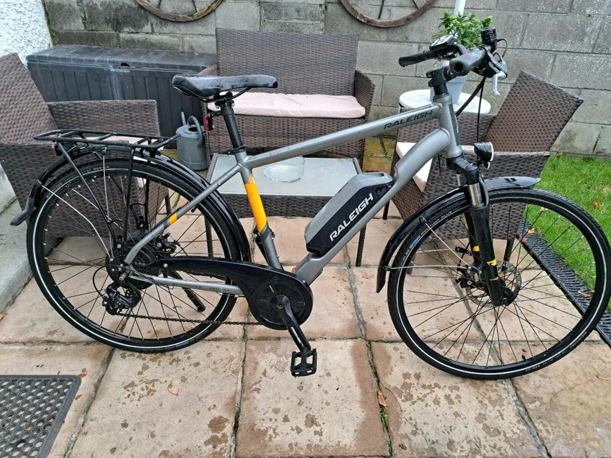 Raleigh Array Electric Bike for sale in Co. Dublin for 475 on DoneDeal