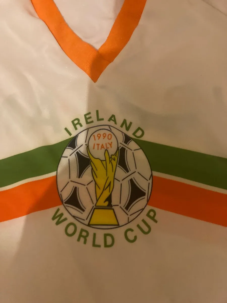 1990 Ireland World Cup jersey free postage - Image 2