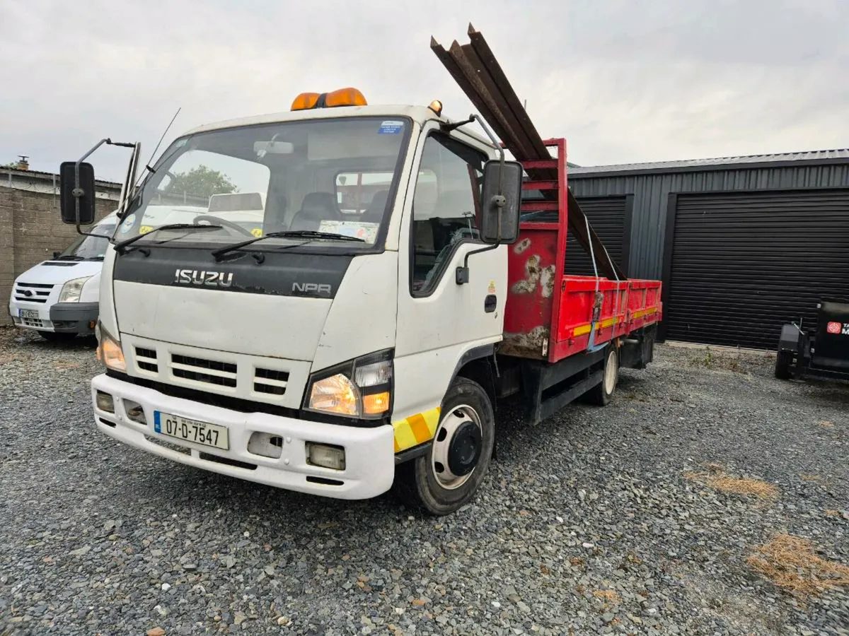 Isuzu & 2 mitsubishi canter - Image 2