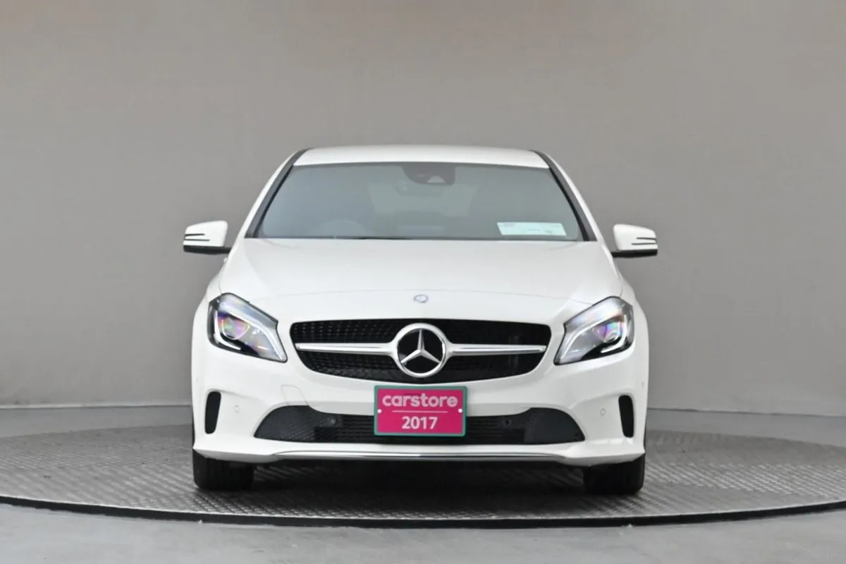 Mercedes-Benz A-Class A180 Auto  half Leather rev - Image 2