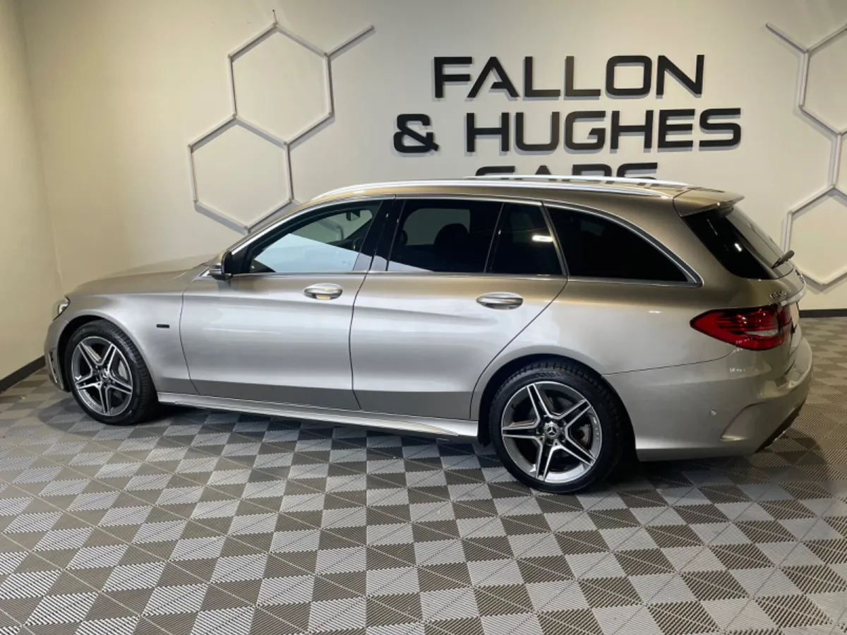 Mercedes-Benz C300de CLASS AMG LINE EDITION 306BHP - Image 3