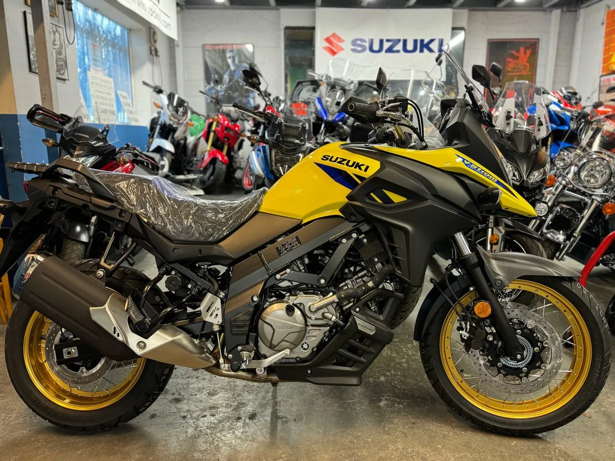 Brand New Suzuki V-Strom 650 2025!😍 - Image 1