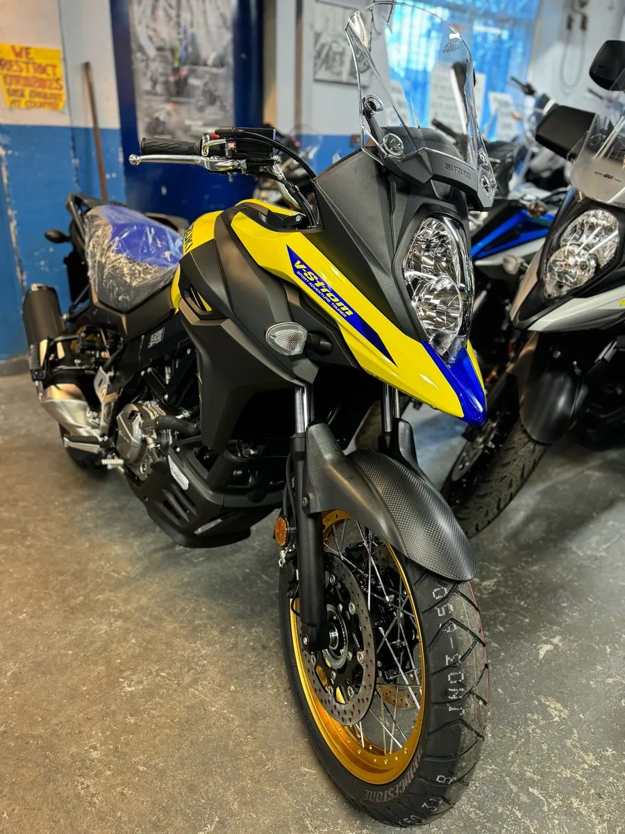 Brand New Suzuki V-Strom 650 2025!😍 - Image 2
