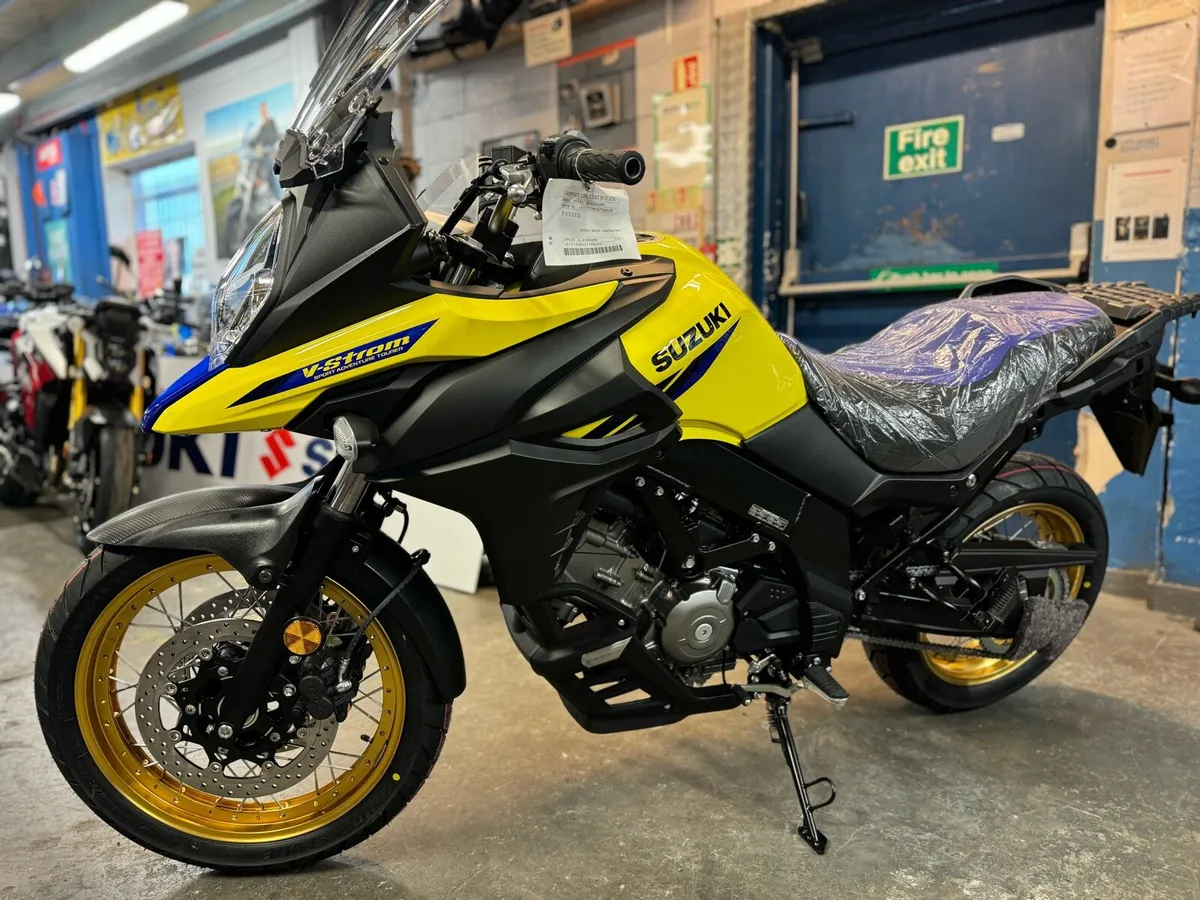 Brand New Suzuki V-Strom 650 2025!😍 - Image 4