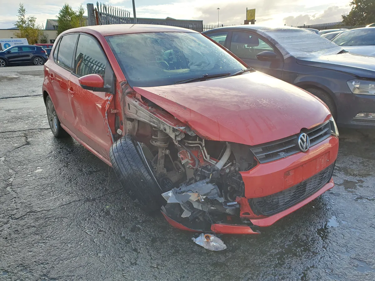 10 VOLKSWAGEN POLO 1.2 P (CGP) FOR BREAKING - Image 2