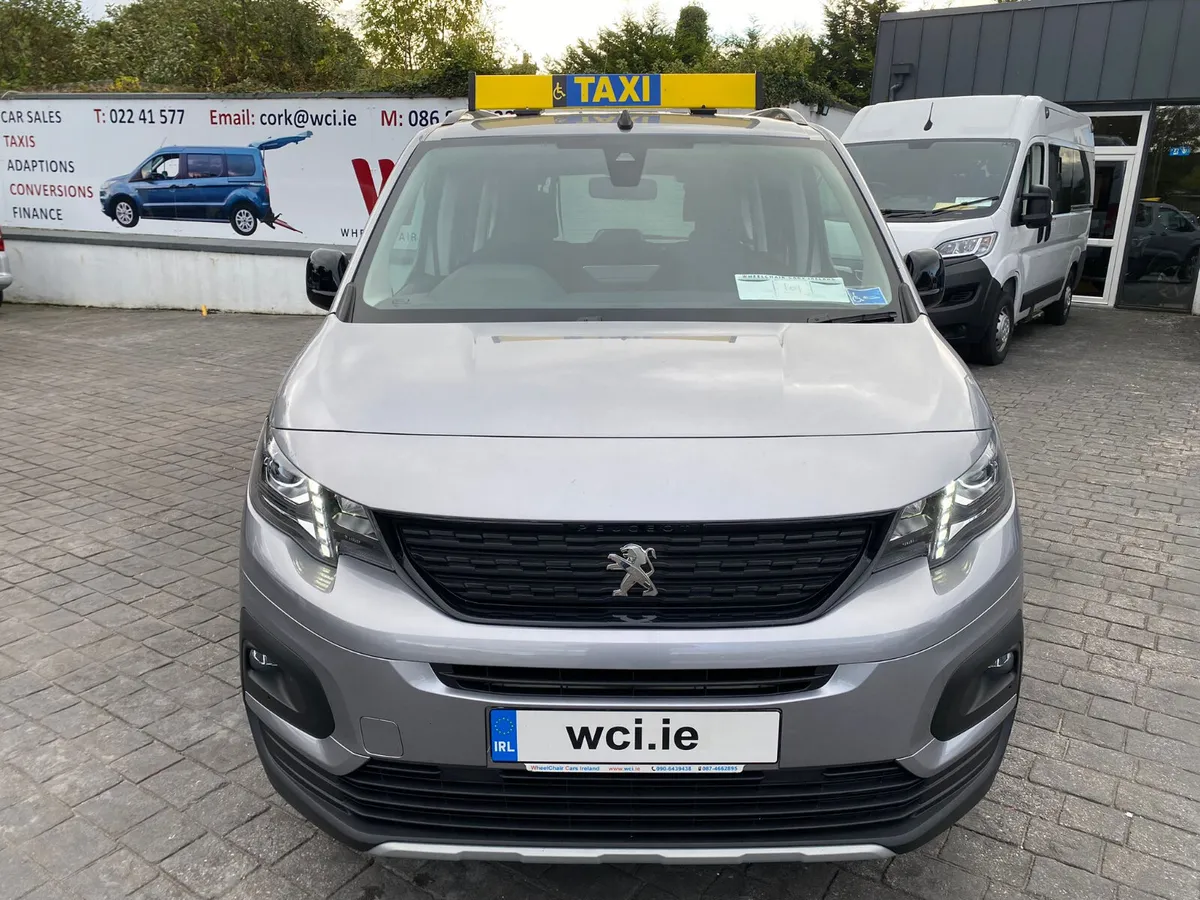 Peugeot Rifter 7 seat auto taxi 2025 - Image 2