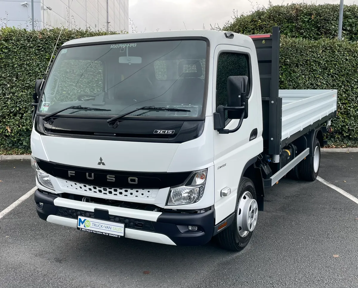 Fuso Canter 7.5 Ton 3 Way Tipper Available Now - Image 1