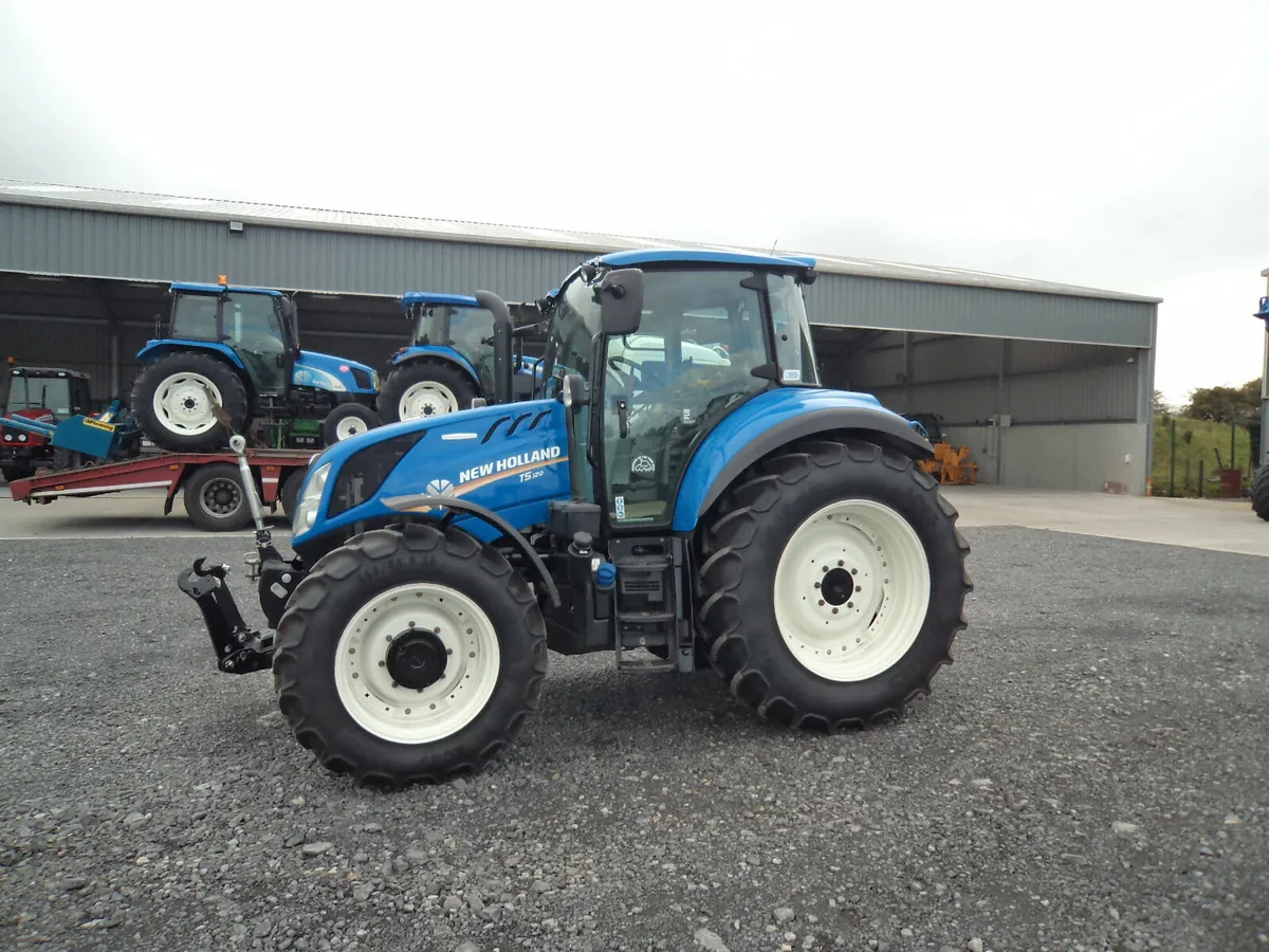 2017 New Holland T5.120 - Image 1