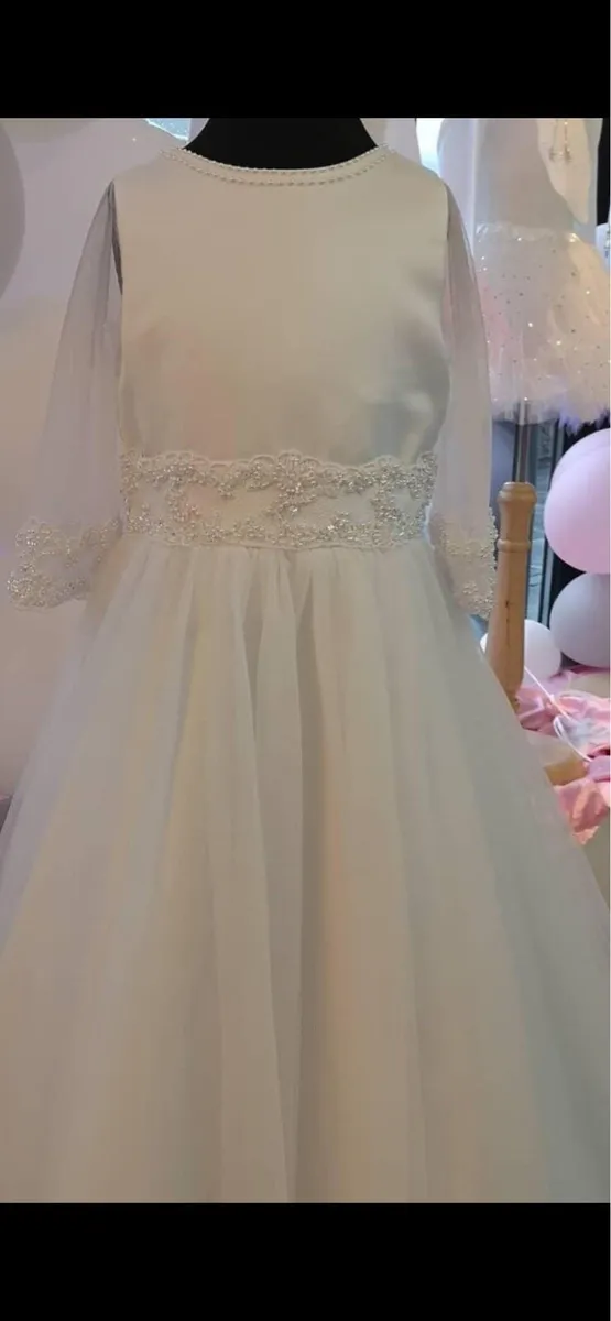 Communion Dress and head piece for sale in Co. Tipperary for €100 on