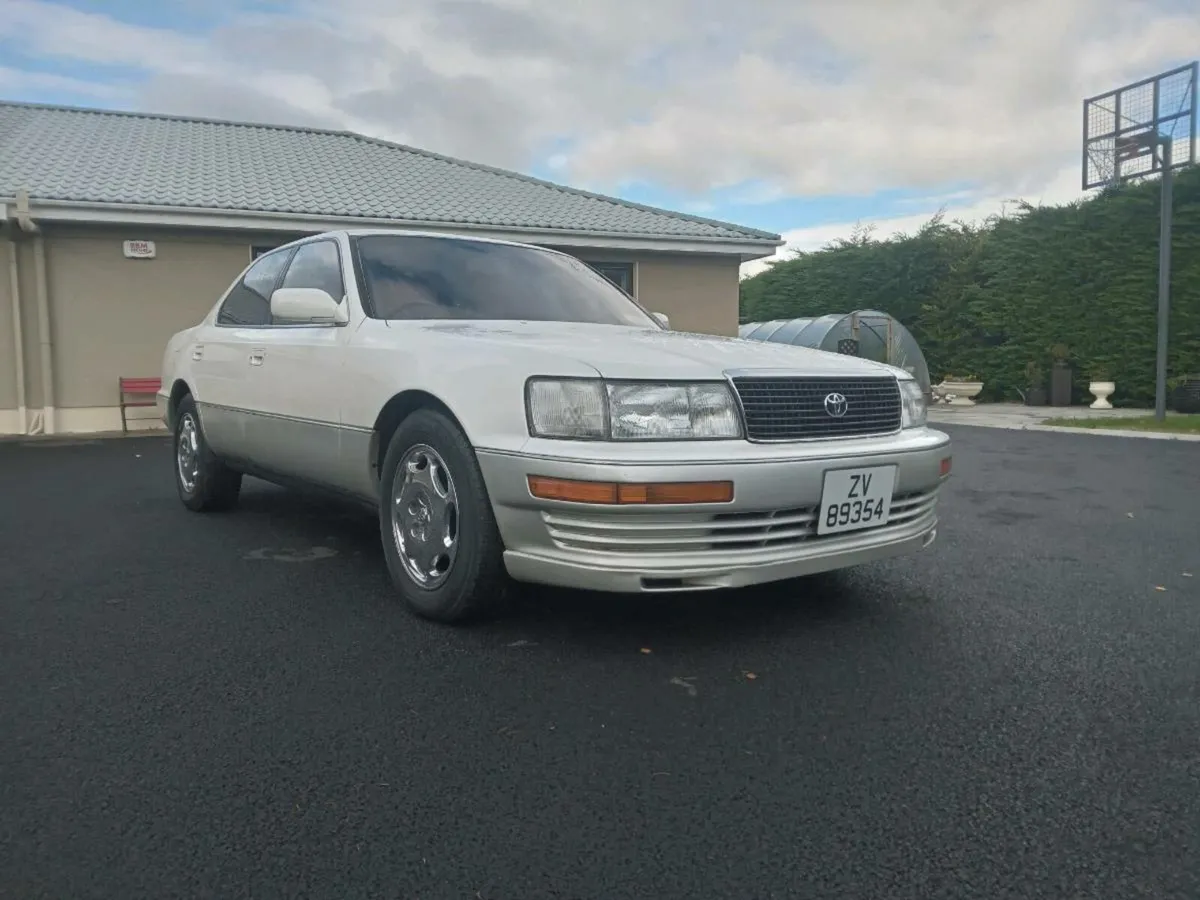 1992 toyota celsior - Image 2