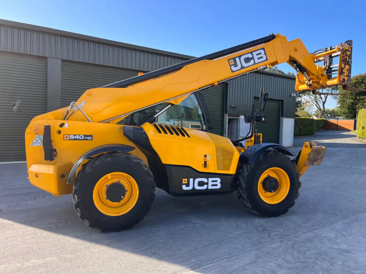 2021 JCB 540-140 - Image 2