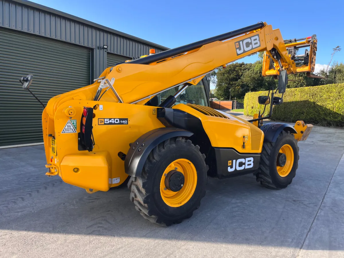 2021 JCB 540-140 - Image 2