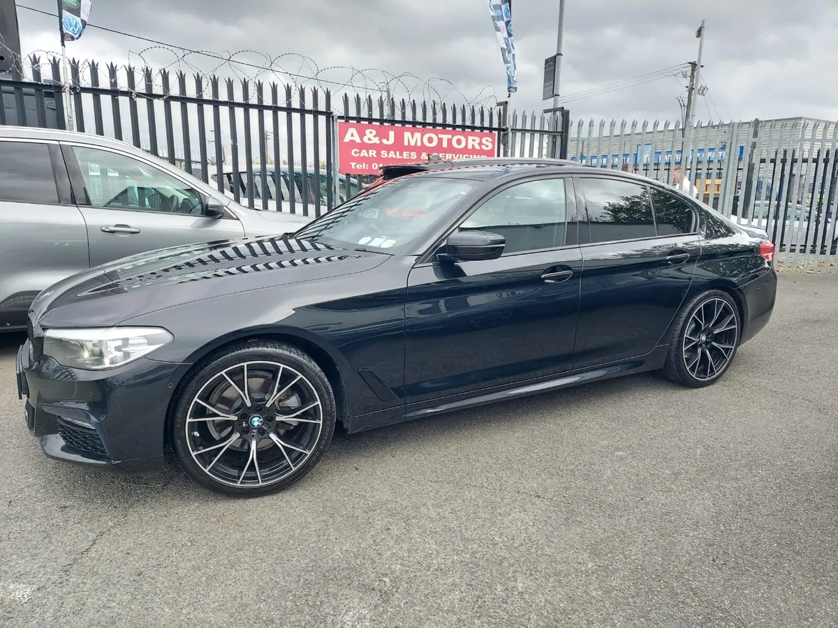 18 BMW 5-Series M Sport Automatic - Image 3
