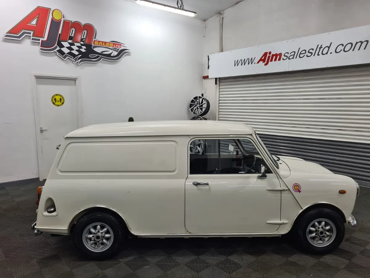 1983 Austin Mini Van - Image 3