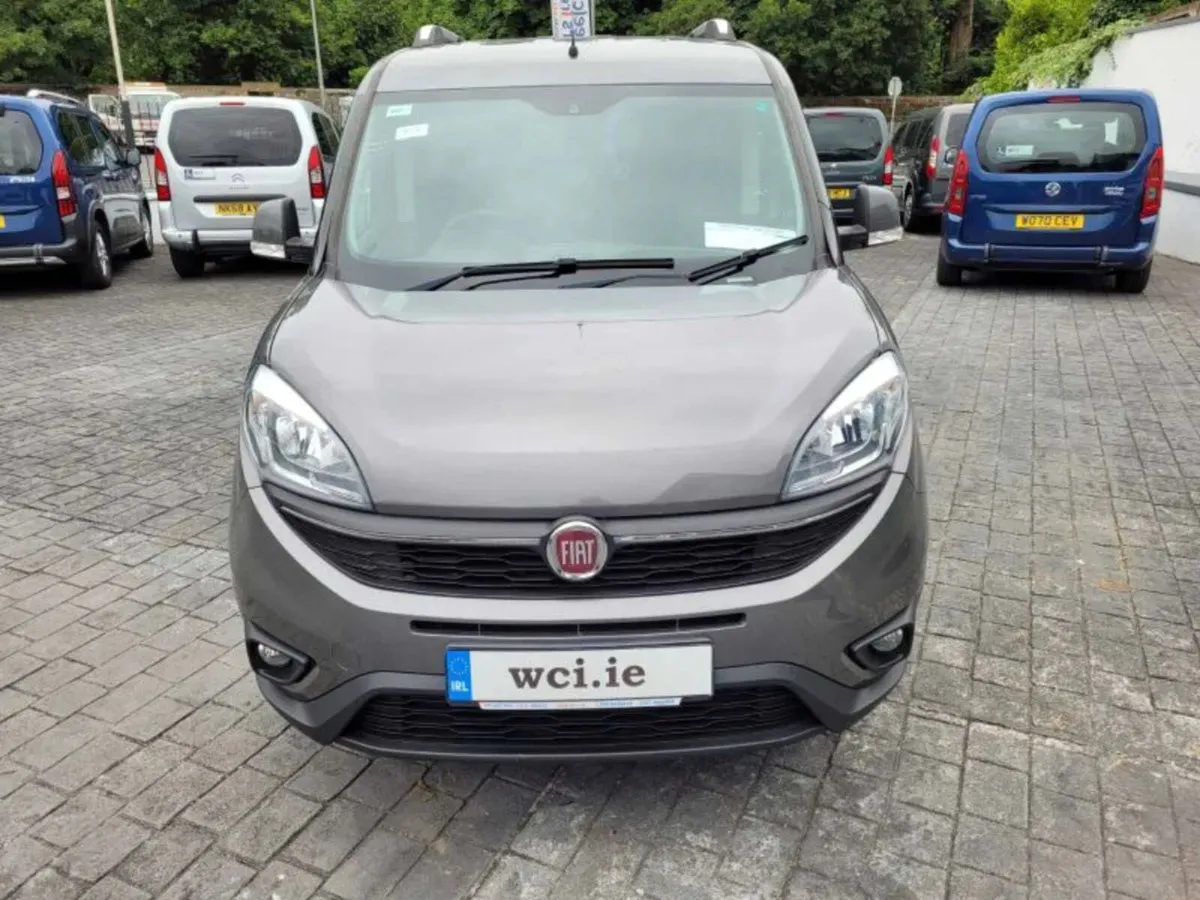 Wheelchair Car 2017 Fiat Doblo - Image 4