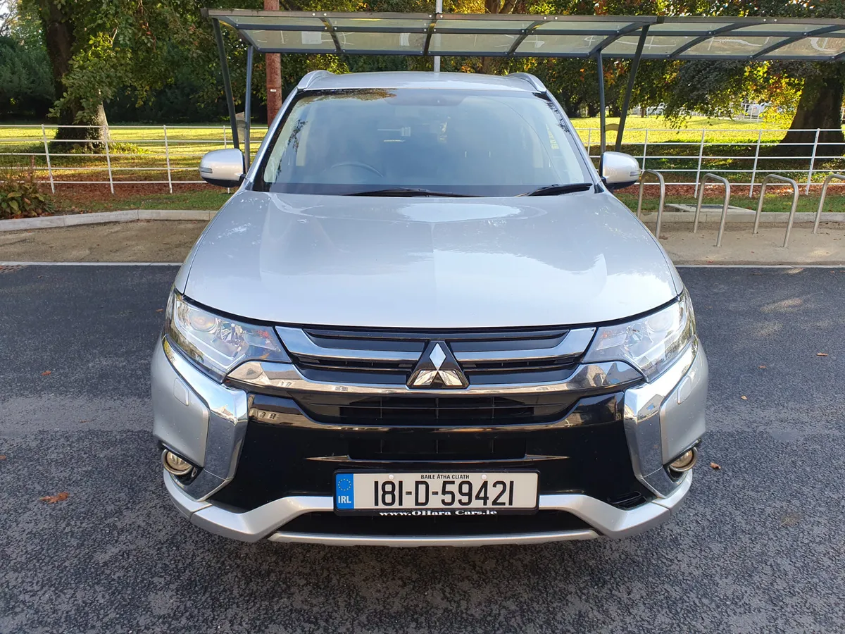 Mitsubishi Outlander 2018, Plug In Hybrid - Image 2