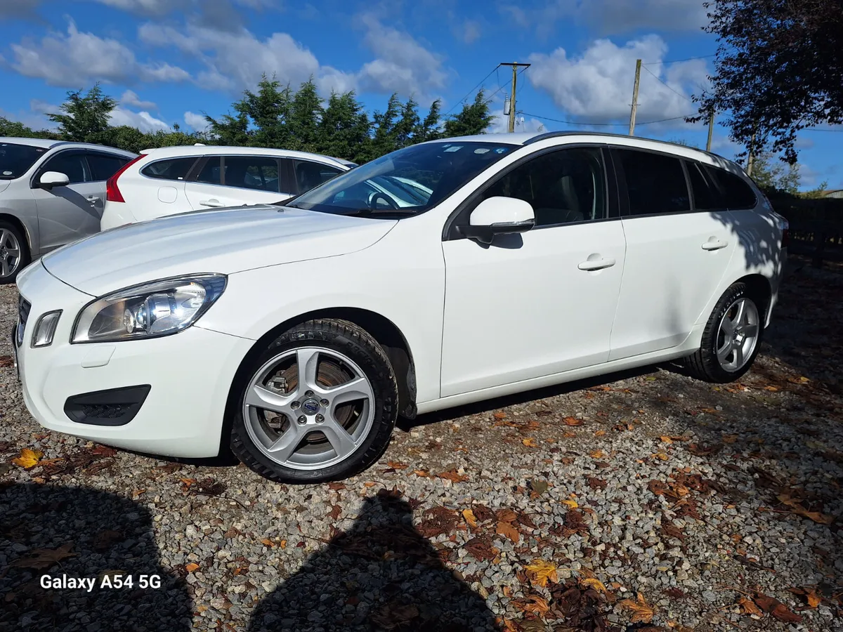 Volvo V60 2013 - Image 1