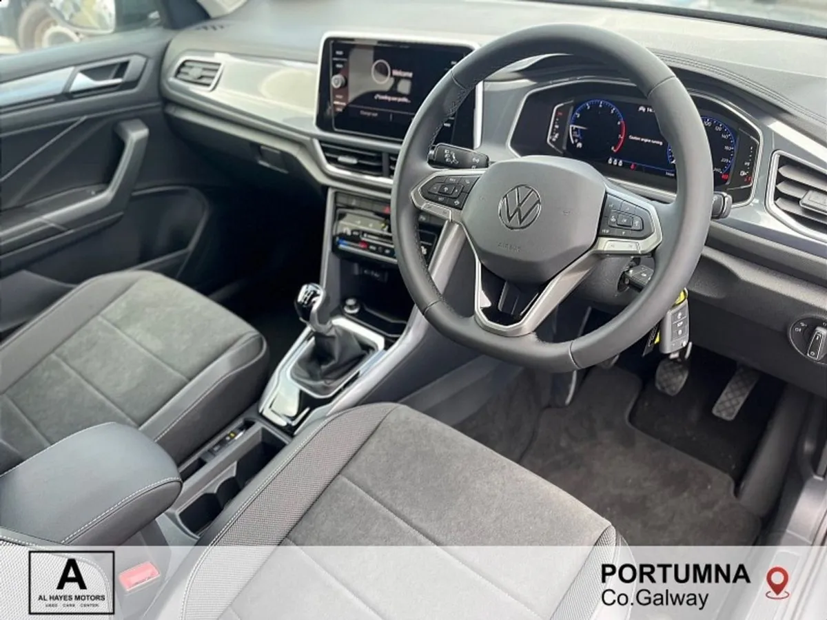 Volkswagen T-Roc Style 1.0 TSI 6speed 110BHP - Image 2