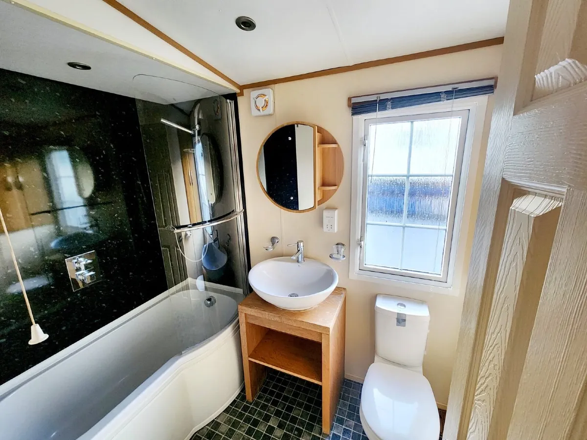 FULL RESEDENTIAL SPEC 40x13X2BED - Image 4