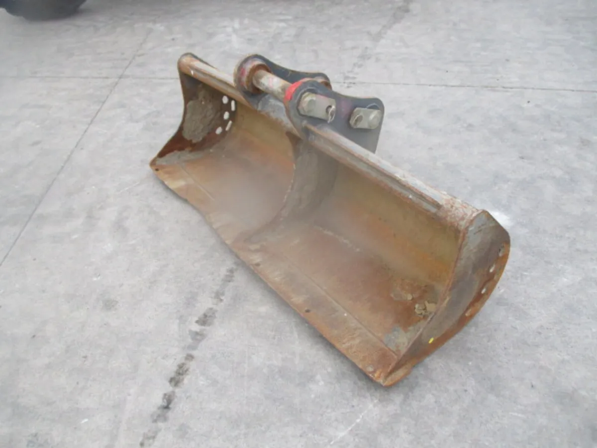 Strickland 5ft Grading Bucket (60mm pins) - Image 2