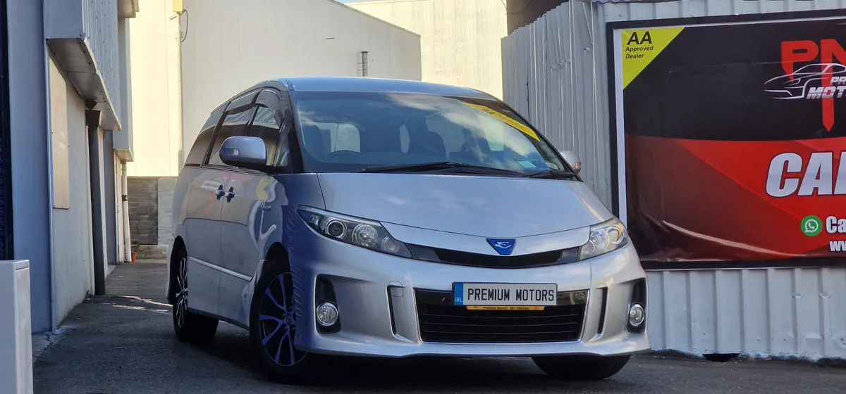 Toyota Estima Automatic Hybrid - Image 2