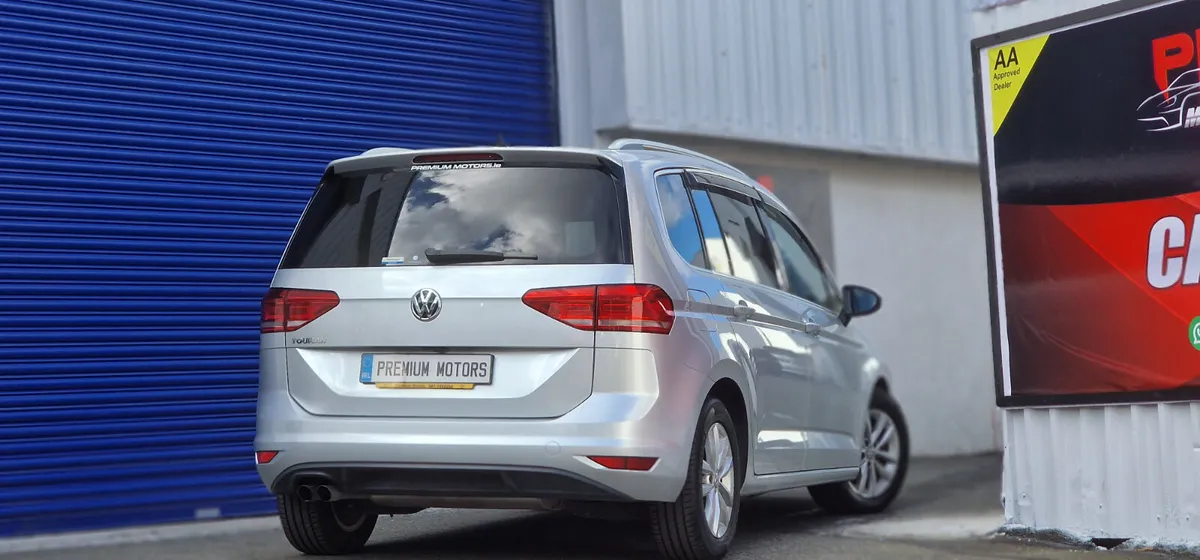 Volkswagen Touran Automatic AA Approved - Image 4