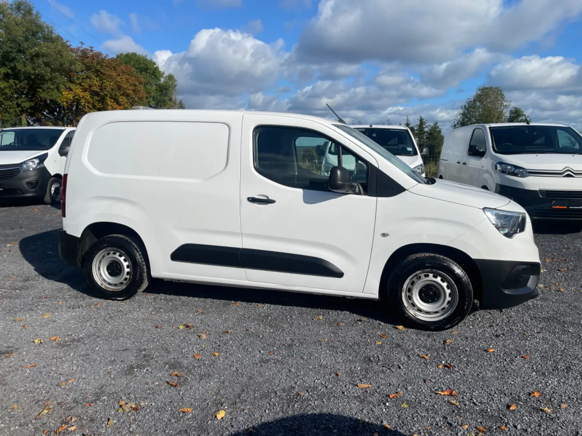 Opel Combo - Image 1