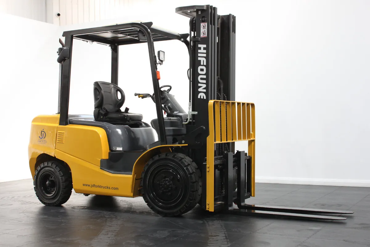 HIFOUNE FD30T 3 Ton Counterbalance Forklift - Image 3
