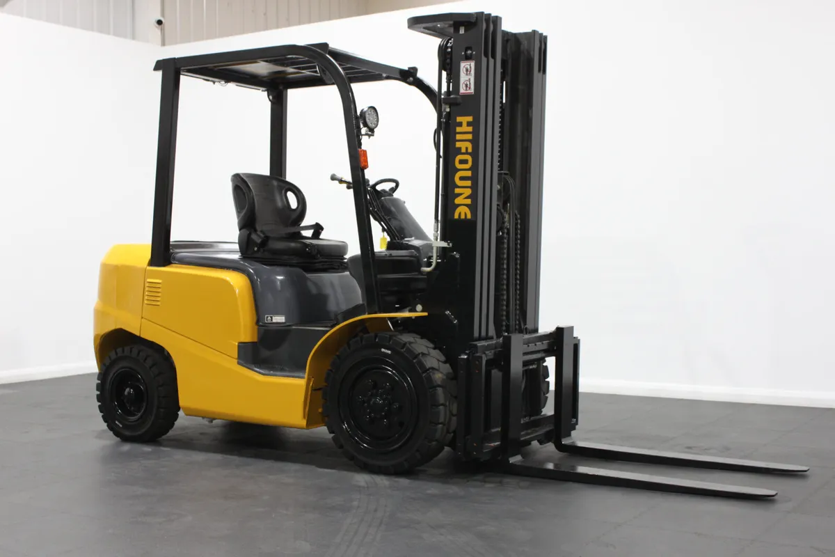 HIFOUNE FD30T 3 Ton Counterbalance Forklift - Image 1